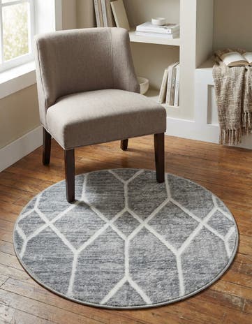 Gray Lattice Trellis Round Rug
