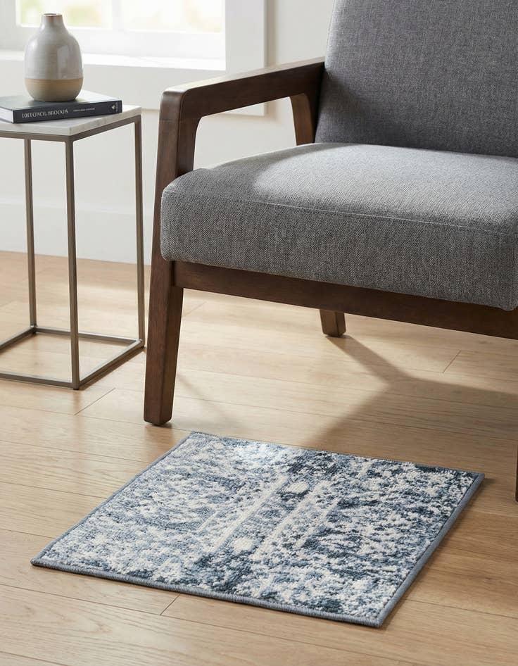 Detail image of 1' 4 x 1' 4 Oxford Sample Rug