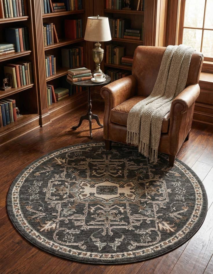 Detail image of 5' x 5' Grand Tradition Round Rug