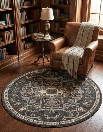 5' x 5' Grand Tradition Round Rug