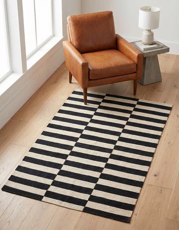 3' 6 x 4' 10 Hand Woven Kilim Modern Wool Rug
