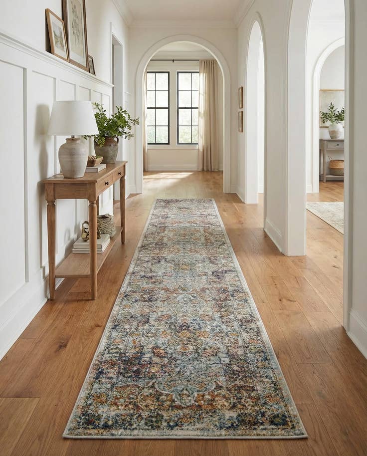 Detail image of 2' 7 x 19' 8 Isabella Runner Rug