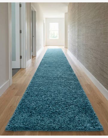 2' 7 x 13' Soft Solid Shag Runner Rug