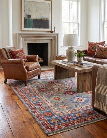 4' 2 x 6' Hand Knotted Kazak Rug