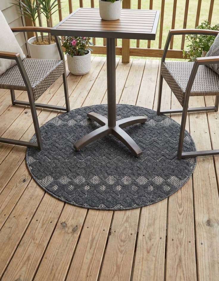 Detail image of 3' x 3' Easy-Clean Trellis Textured Indoor / Outdoor Round Rug