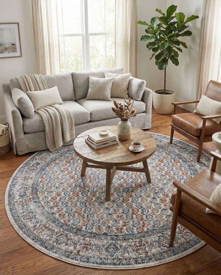 Detail image of 10' x 10' Aramis Round Rug