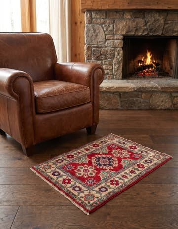 2' x 3' Hand Knotted Kazak Rug