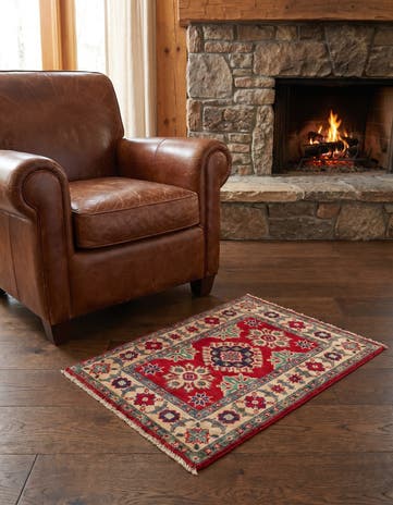 2' x 3' Hand Knotted Kazak Rug