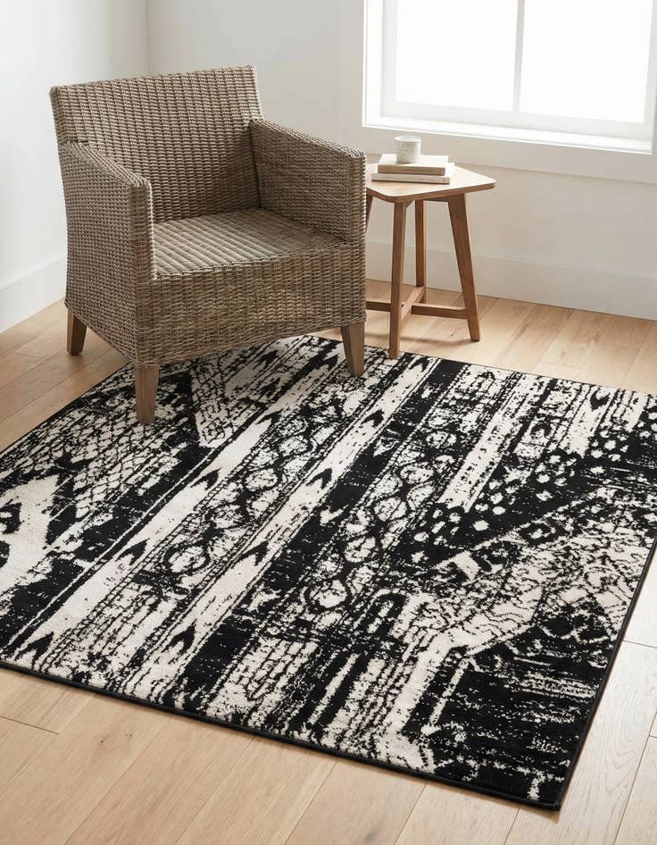 Detail image of 4' x 4' Oregon Square Rug