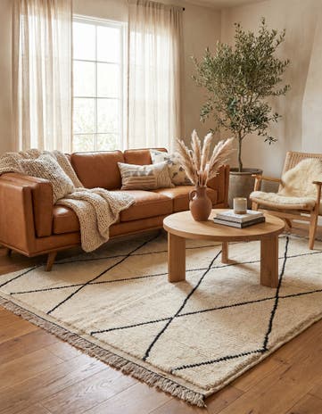 5' 5 x 6' 7 Hand Knotted Moroccan Wool Square Rug