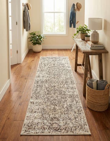 Light Gray Amulet Runner Rug