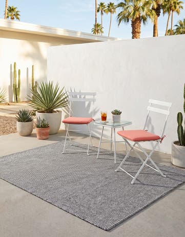 4' 1 x 6' 1 Easy-Clean Jill Zarin Palm Springs Indoor / Outdoor Rug