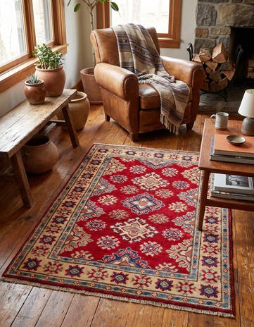 2' 8 x 4' Hand Knotted Kazak Rug