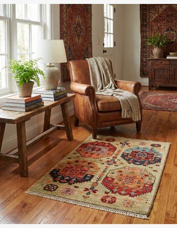 2' x 3' 2 Hand Knotted Ariana Ziegler Rug