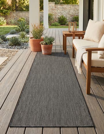 2' x 6' Easy-Clean Solid Indoor / Outdoor Runner Rug