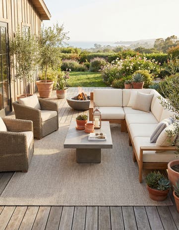 7' 10 x 10' Easy-Clean Solid Indoor / Outdoor Rug