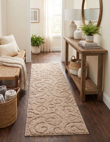 2' x 6' 7 Botanical Shag Runner Rug