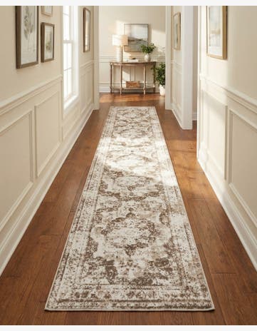 2' 7 x 18' Monaco Runner Rug