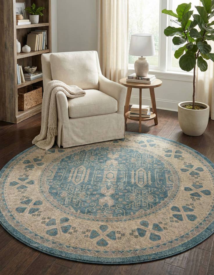 Detail image of 6' x 6' Viola Round Rug
