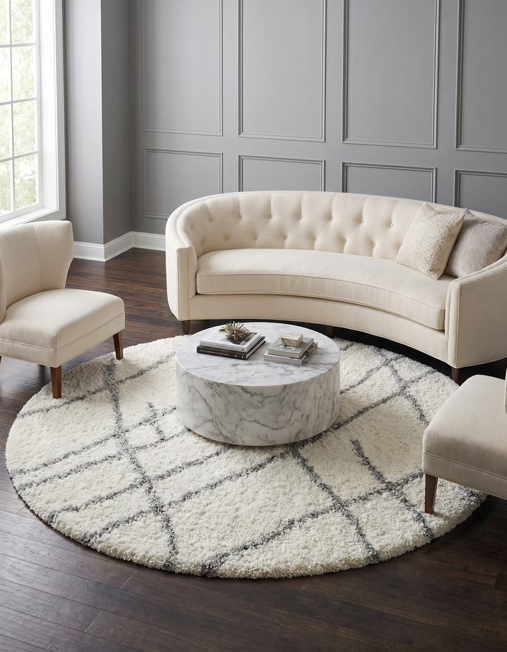 7' 10 x 7' 10 Soft Touch Shag Round Rug