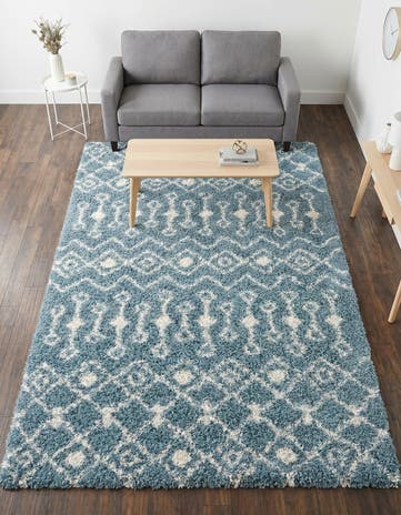 5' 3 x 8' Moroccan Trellis Shag Rug