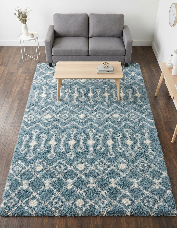 5' 3 x 8' Moroccan Trellis Shag Rug