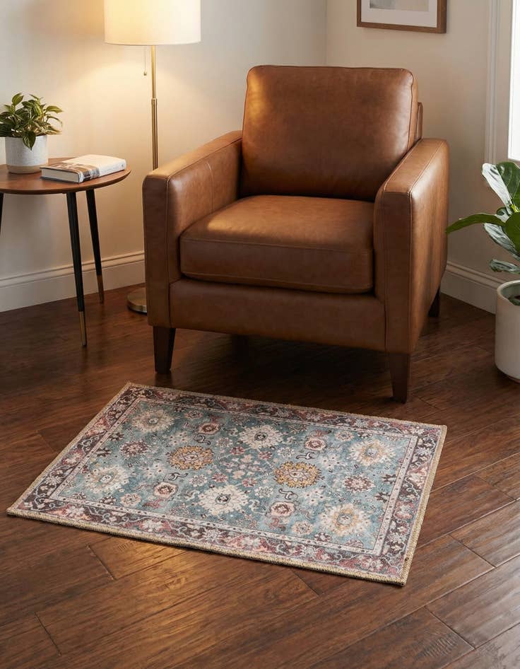 Detail image of 2' x 3' 1 Timeless Rug