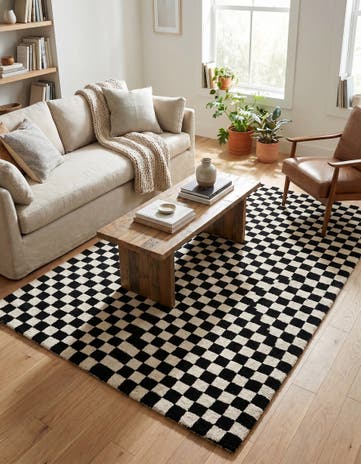 4' 1 x 6' 1 Hand Tufted Wool Rug