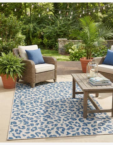 5' 3 x 8' Easy-Clean Safari Indoor / Outdoor Rug