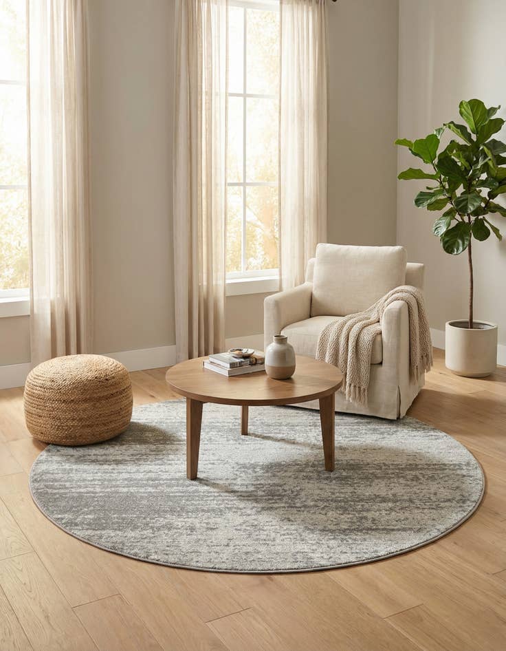 Detail image of 6' x 6' Angelica Round Rug