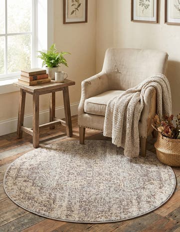 Amulet Round Rug