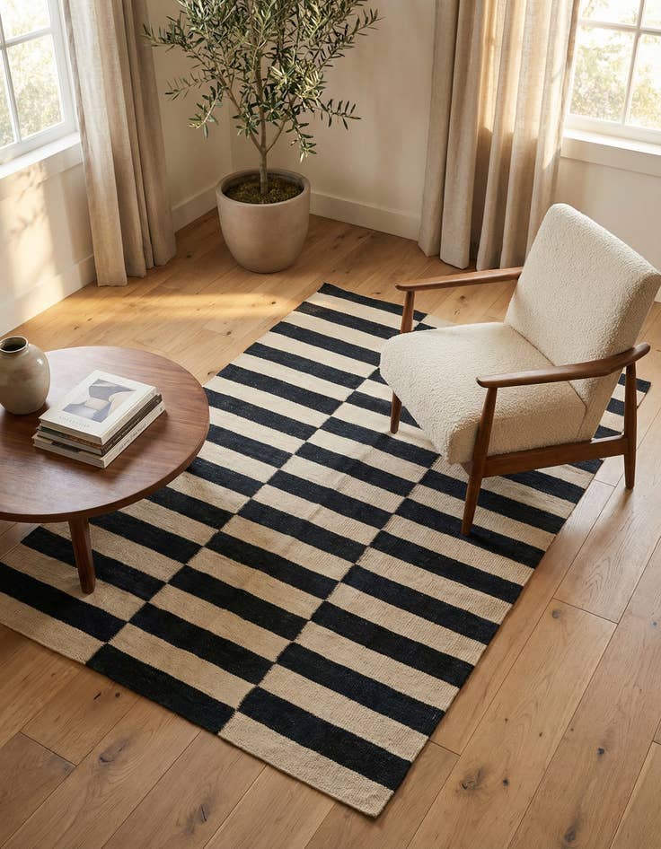 Detail image of 3' 5 x 5' Hand Woven Kilim Modern Wool Rug