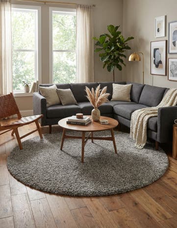 7' x 7' Solid Shag Round Rug