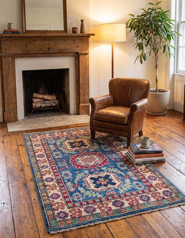 2' 7 x 4' 2 Hand Knotted Kazak Rug