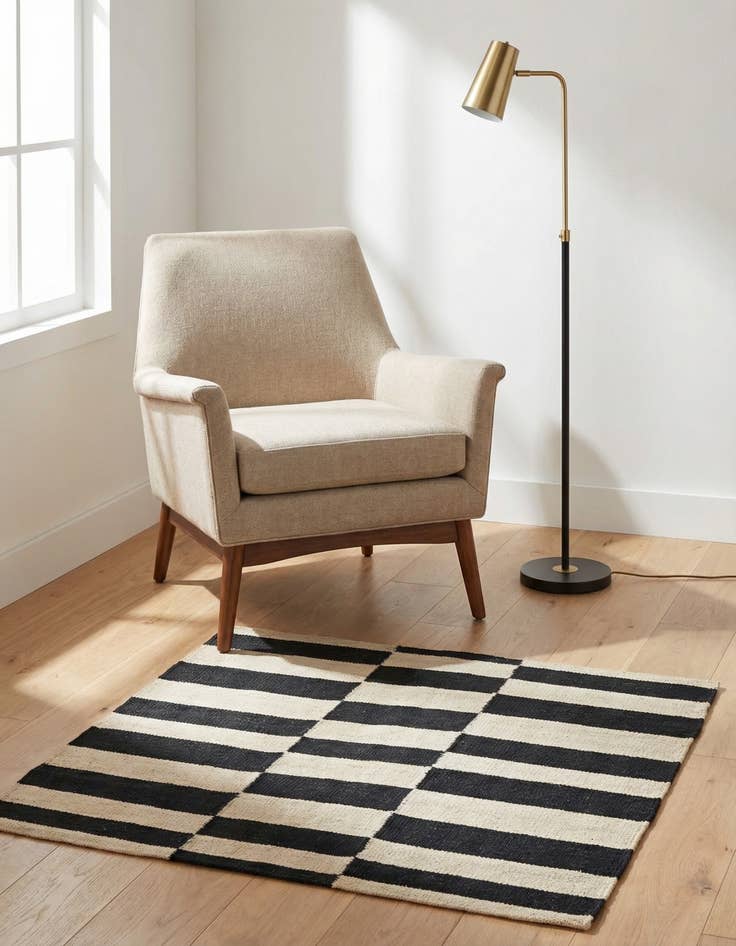 Detail image of 2' 8 x 3' 10 Hand Woven Kilim Modern Wool Rug