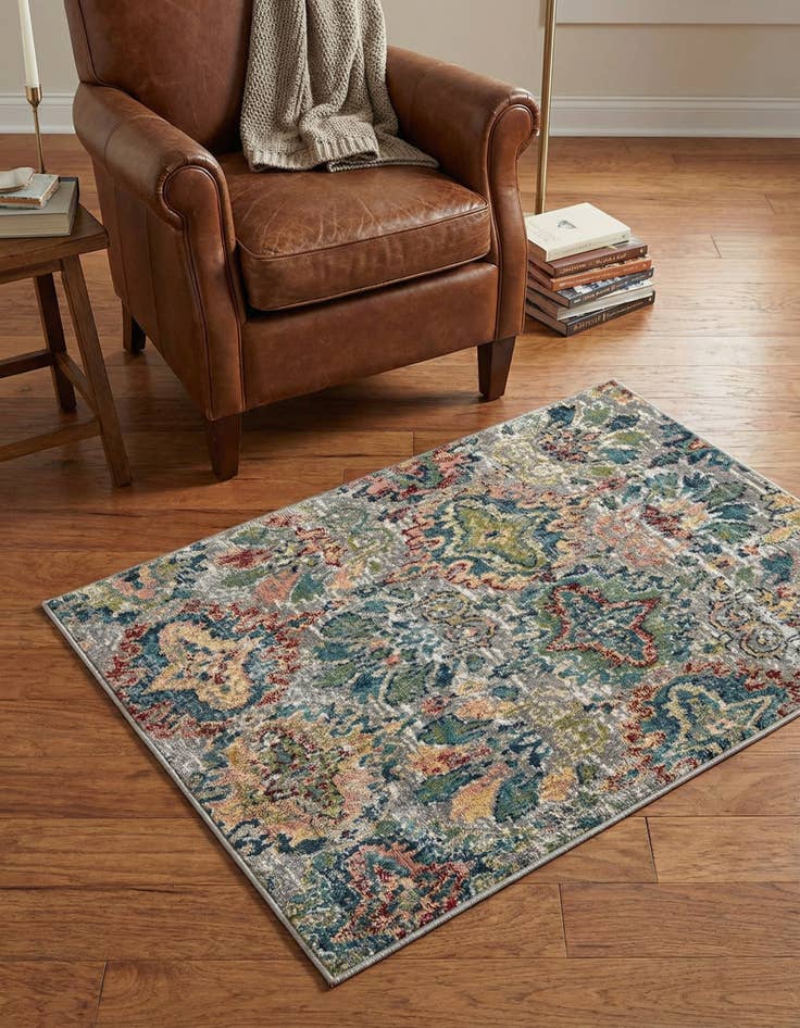 Detail image of 3' 3 x 5' 3 Charleston Rug