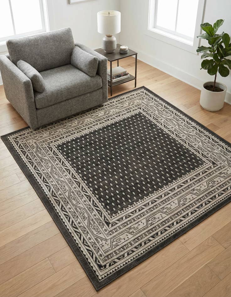 Detail image of 5' 3 x 5' 3 Tribeca Square Rug