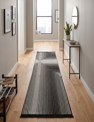 Black and White Milano Runner Rug