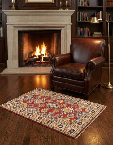 2' 8 x 4' 2 Hand Knotted Kazak Rug