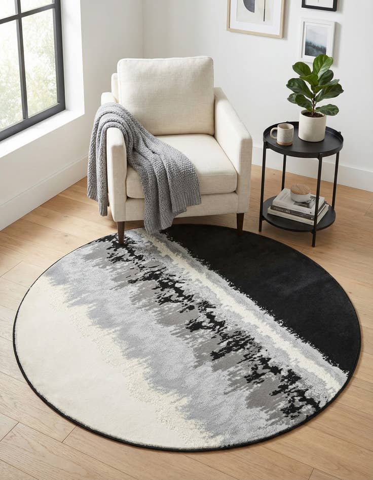 Detail image of 4' x 4' Vince Camuto Round Rug