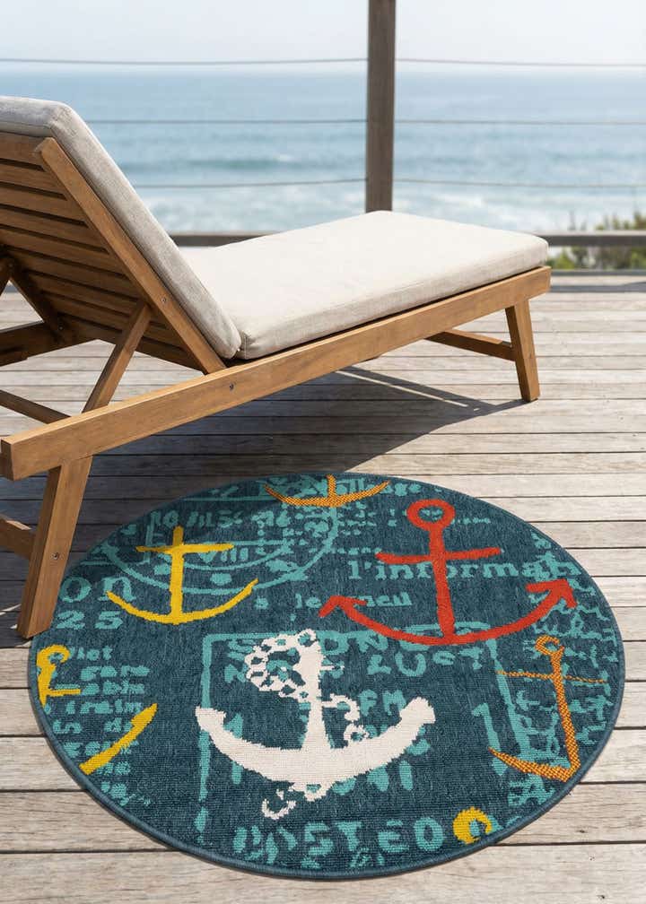 3' x 3' Easy-Clean Coastal Indoor / Outdoor Round Rug