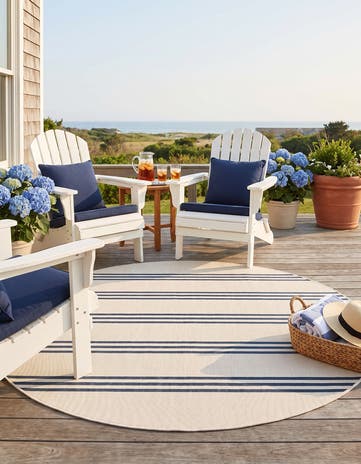 7' x 7' Easy-Clean Jill Zarin Indoor / Outdoor Round Rug