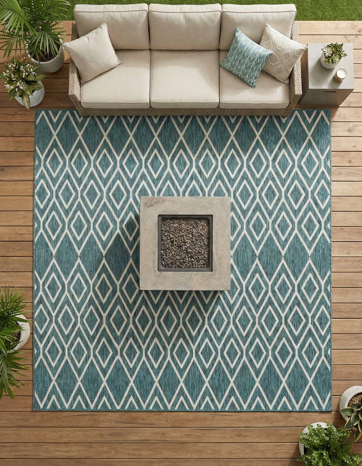 Detail image of 7' 10 x 7' 10 Easy-Clean Jill Zarin Turks and Caicos Indoor / Outdoor Square Rug