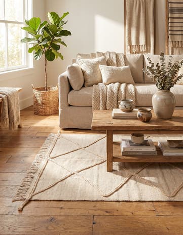 3' 6 x 4' 11 Hand Knotted Moroccan Wool Rug