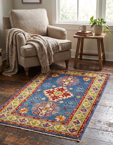 2' 8 x 4' 4 Hand Knotted Kazak Rug