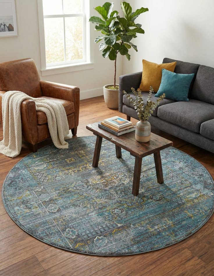 Detail image of 5' 5 x 5' 5 Santiago Round Rug