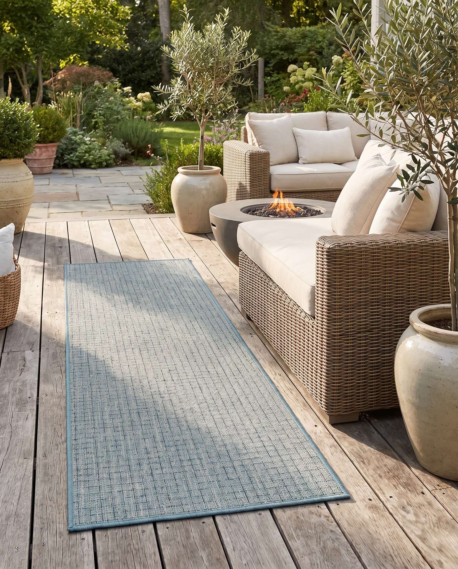 2' x 8' Easy-Clean Checkered Indoor / Outdoor Runner Rug