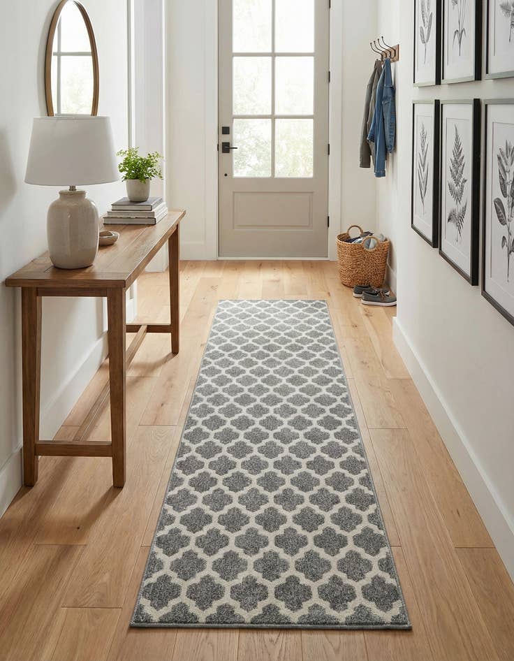 Detail image of 2' 7 x 8' Lattice Runner Rug