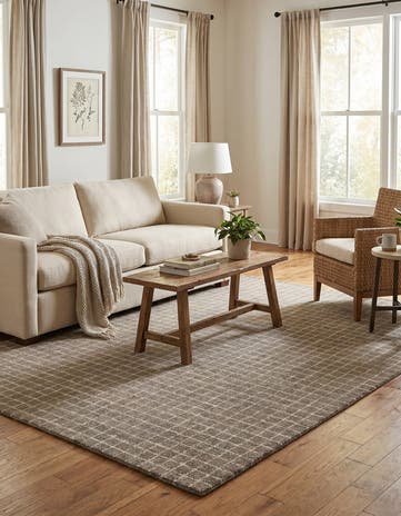 5' 1 x 8' Heritage Line Wool Rug