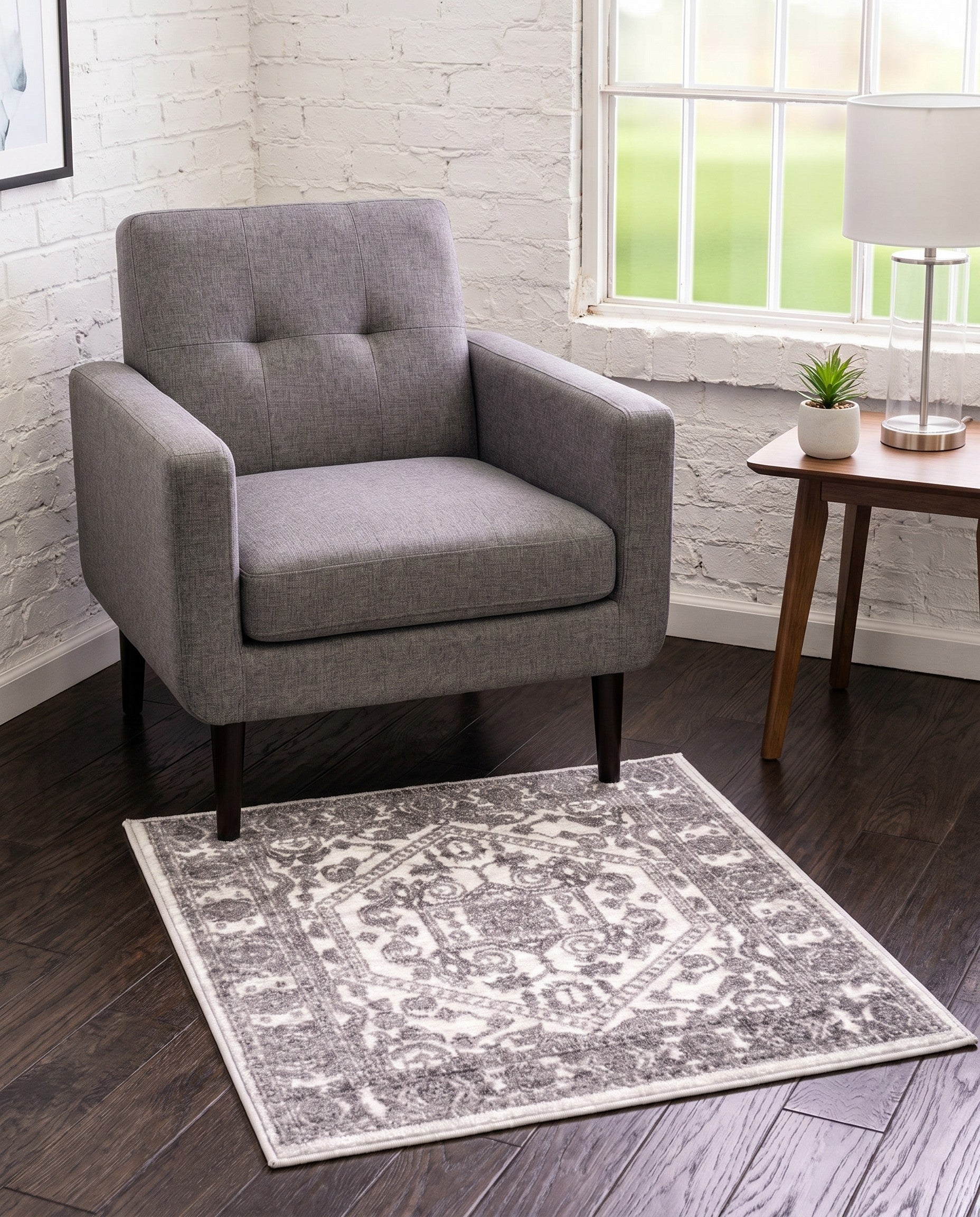 3' 3 x 3' 3 Boston Square Rug